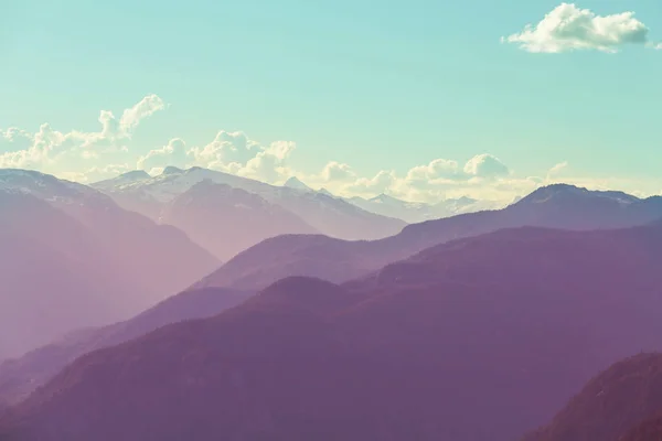 Malerischer Blick Auf Die Berge Den Kanadischen Rocky Mountains Der — Stockfoto