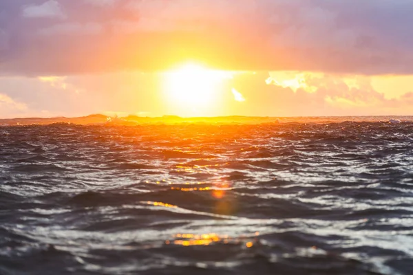 Scenic Kleurrijke Zonsondergang Aan Zeekust Goed Voor Behang Achtergrond Afbeelding — Stockfoto