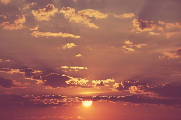 Nuvens Tempestade Incomuns Pôr Sol Adequado Para Fundo — Fotografia de Stock