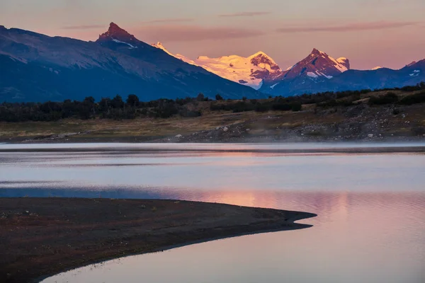 Hermosos Paisajes Montaña Patagonia Lago Montañas Argentina América Del Sur —  Fotos de Stock