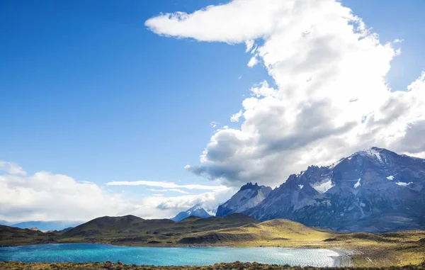 Piękne Górskie Krajobrazy Parku Narodowym Torres Del Paine Chile Światowej — Zdjęcie stockowe