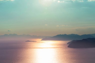 Türkiye 'nin güzel deniz kıyıları. Lycian yürüyüşü boyunca şaşırtıcı doğal manzaralar..