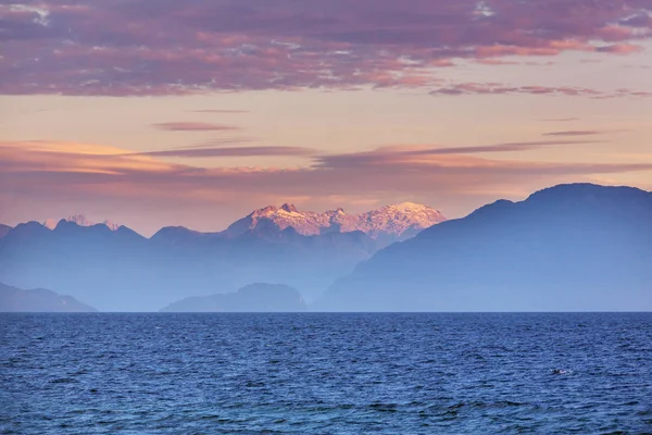 Hermosos Paisajes Montaña Patagonia Lago Montañas Argentina América Del Sur — Foto de Stock