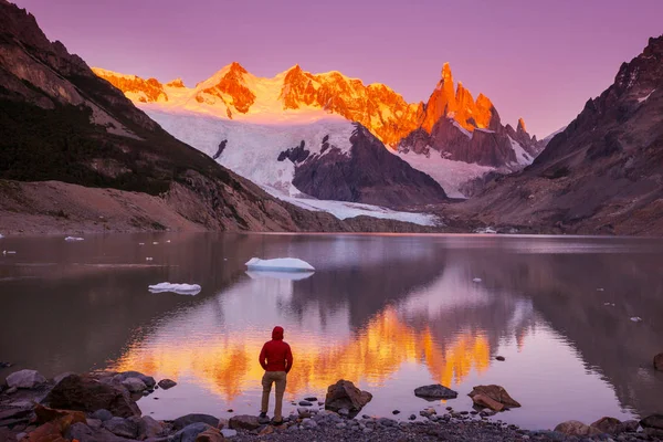 Famosa Bella Cima Cerro Torre Patagonia Montagne Argentina Bellissimi Paesaggi — Foto Stock