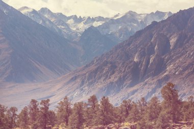 Sierra Nevada Dağları doğa doğal görünümü 