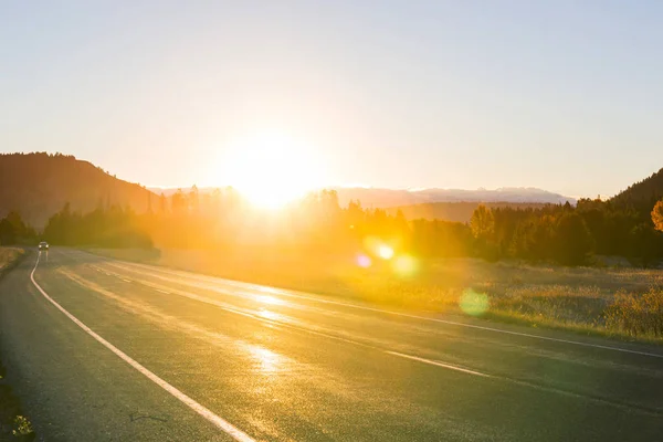 Scenic Road Mountains Travel Background — Stock Photo, Image