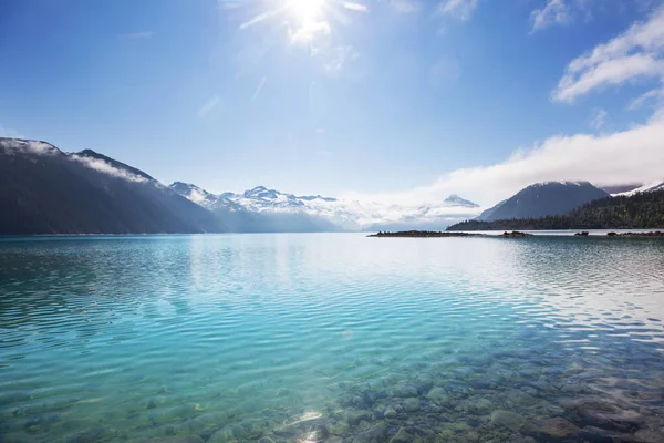 Wandelen Naar Turquoise Wateren Van Pittoreske Garibaldi Lake Buurt Van — Stockfoto