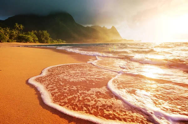 Hermosa Escena Tunnels Beach Isla Kauai Hawaii —  Fotos de Stock