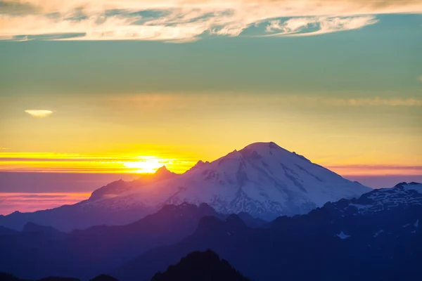 Όμορφη Κορυφή Του Βουνού Στο North Cascade Range Ουάσιγκτον Ηπα — Φωτογραφία Αρχείου