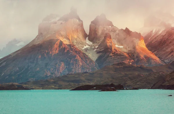 Прекрасні Гірські Пейзажі Національному Парку Торрес Дель Пейн Чилі Всесвітній — стокове фото