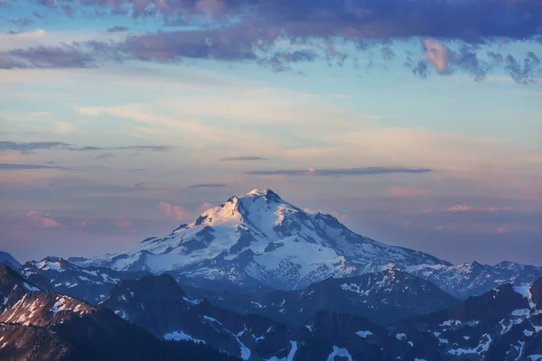 North Cascade Range Washington Abd Güzel Bir Dağ Zirvesi — Stok fotoğraf