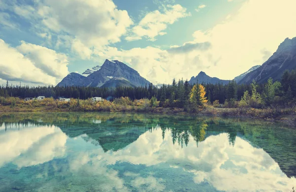 Bela Temporada Outono Nas Montanhas Canadenses Fundo Queda — Fotografia de Stock