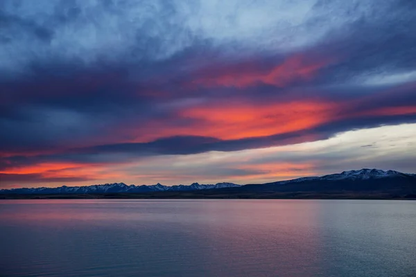 Paysages Naturels Étonnants Nouvelle Zélande Lac Des Montagnes Coucher Soleil — Photo