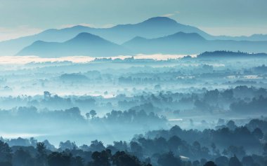Guatemala 'da inanılmaz dağlar var.