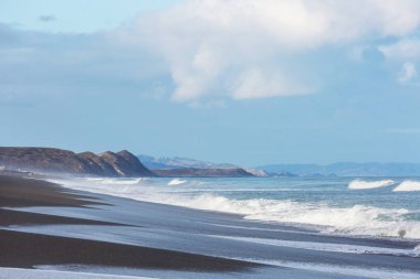 Ocean Beach, Yeni Zelanda 'da güzel bir gün batımı. İlham verici doğal ve seyahat geçmişi