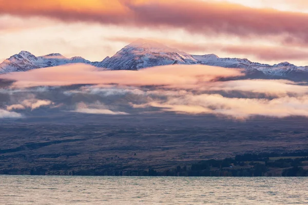 Niesamowite Naturalne Krajobrazy Nowej Zelandii Jezioro Górskie Zachodzie Słońca — Zdjęcie stockowe