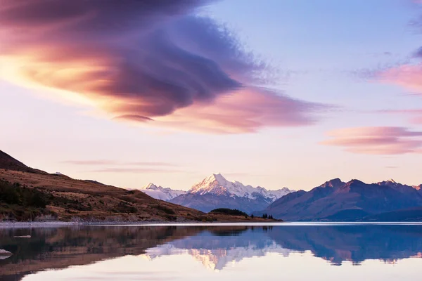 Paesaggi Naturali Incredibili Nuova Zelanda Montagne Lago Tramonto — Foto Stock