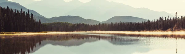 Lago Serenidade Tundra Alasca — Fotografia de Stock