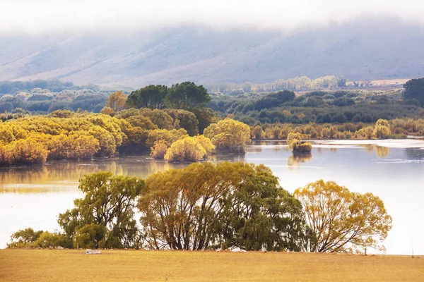 新西兰山区的秋季季节 — 图库照片