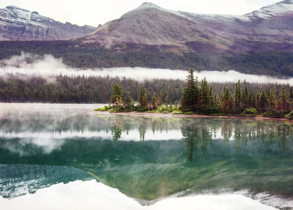 Picturesque Rocky Peaks Glacier National Park Montana Usa Beautiful Natural — Stock Photo, Image