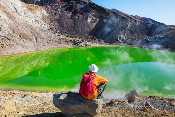 新西兰Tongariro国家公园Tongariro Crossing轨道上不同寻常的火山景观 流浪欲望概念 — 图库照片