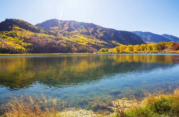 Beautiful Lake Autumn Season — Stock Photo, Image