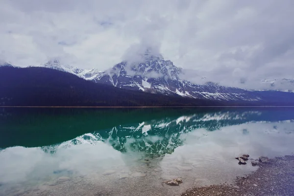 Озеро Изумрудное Национальном Парке Канада Фильтр Instagram — стоковое фото