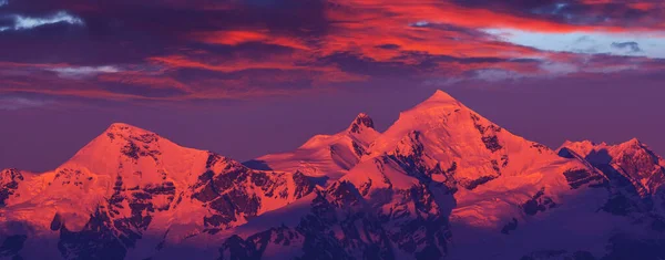 Malerischer Sonnenuntergang Den Bergen Herbstzeit — Stockfoto