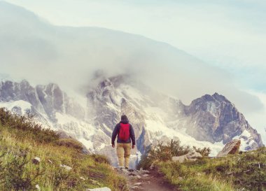 Patagonya dağlarında yürüyüş, Arjantin