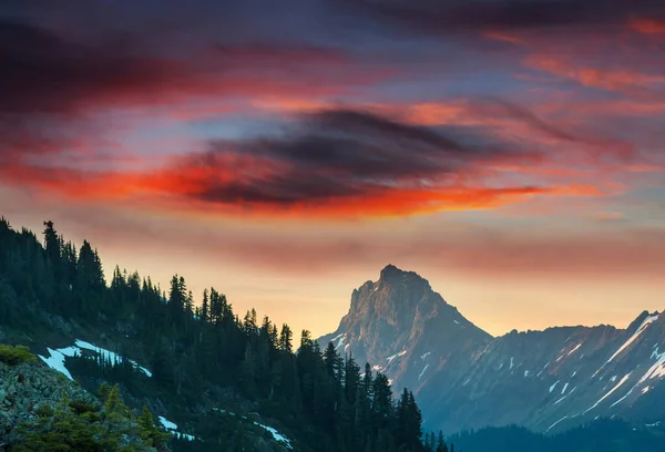 Tramonto Panoramico Montagna Stagione Autunnale — Foto Stock