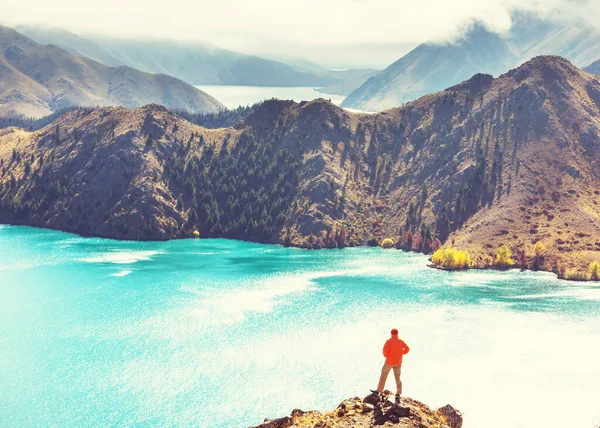 Erstaunliche Naturlandschaften Neuseeland Bergsee Bei Sonnenuntergang — Stockfoto