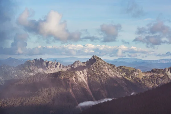 Όμορφη Κορυφή Του Βουνού Στο North Cascade Range Ουάσιγκτον Ηπα — Φωτογραφία Αρχείου