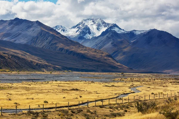 Yeni Zelanda Dağlarında Sonbahar Mevsimi — Stok fotoğraf