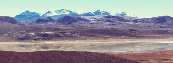 ボリビアの珍しい山の風景Altiplano旅行冒険南アメリカ — ストック写真