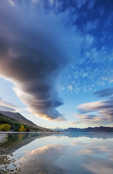 Paesaggi Naturali Incredibili Nuova Zelanda Montagne Lago Tramonto — Foto Stock