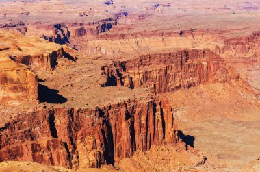 Utah, ABD 'de kumtaşı oluşumları. Güzel Alışılmadık manzaralar.