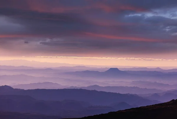 Silhouette Delle Montagne All Alba Bellissimo Sfondo Naturale — Foto Stock