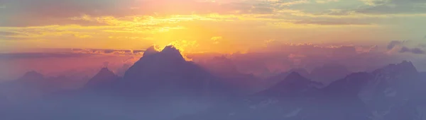 ジョージア州スヴァネティの美しい山の風景 — ストック写真