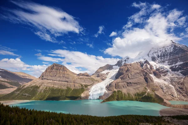 Gyönyörű Mount Robson Nyári Szezonban Kanada — Stock Fotó