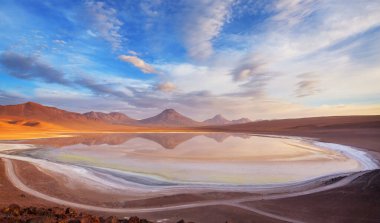 Atacama Çölü, Kuzey Şili 'deki güzel doğal manzaralar.