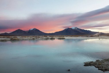 Atacama Çölü, Şili, Güney Amerika 'da Doğal Sıcak Bahar.