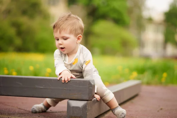 Concetto Valori Familiari Ritratto Adorabile Innocente Divertente Bambino Dagli Occhi — Foto Stock