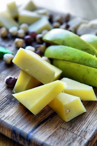 Set Different Cheeses Wooden Board Cheese Board Delicious Snack Healthy — Stock Photo, Image