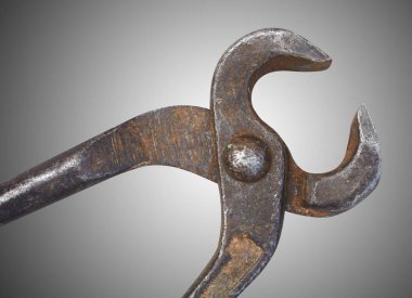 Eski kerpeten gri arka plan üzerinde. İnşaat kavramı