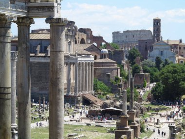 19.06.2017, Roma, İtalya: ünlü antik Roma Forum kalıntıları güzel görünümü