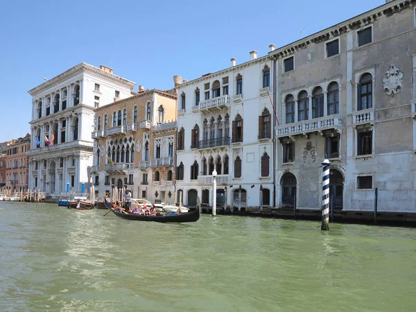 2017 Venetië Italië Uitzicht Vanaf Gondel Naar Historische Gebouwen Grachten — Stockfoto