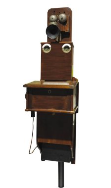 Beyaz arka plan üzerinde izole 20 yüzyılın başında gelen antik antika ahşap cep telefonu