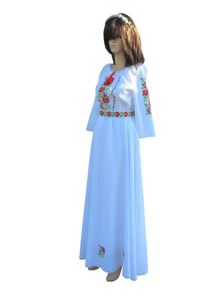 全国の伝統的な Balkanic モルダヴィア 白い背景に分離されたルーマニアの衣装の女性マネキン — ストック写真