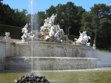 26.05.2018, Wien, Avusturya: Shonbrunn Palace, Neptün Çeşmesi görünümünü 