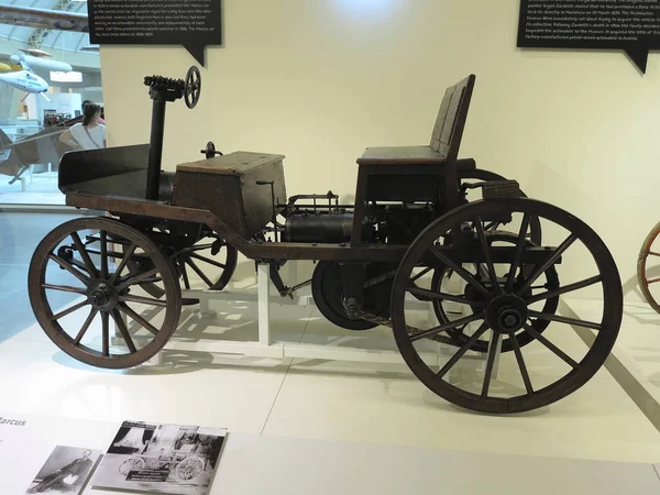 2018 奥地利维也纳技术博物馆 博览会复古历史车 — 图库照片